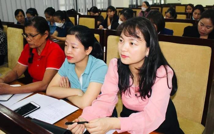 Các học viên tham gia tập huấn nâng cao năng lực về giảm nghèo