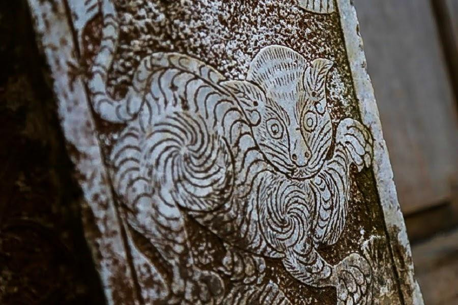 Trải qua trăm năm tuổi và biết bao biến cố, thăng trầm dinh thự cổ này vẫn còn được giữ gần như nguyên vẹn, không bị ảnh hưởng bởi cái khắc nghiệt của địa hình và khí hậu miền núi phía Bắc.