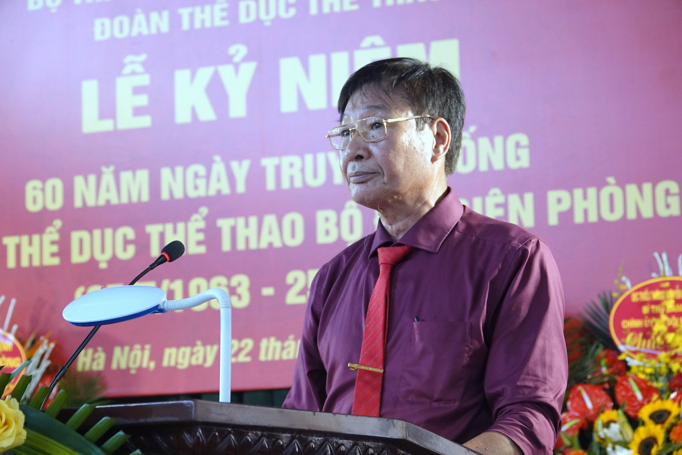 Thượng tá Vũ Hồng Thăng - nguyên Đoàn trưởng Đoàn TDTT BĐBP, đại diện cho các thế hệ đi trước phát biểu tại lễ kỷ niệm. Thượng tá Vũ Hồng Thăng - nguyên Đoàn trưởng Đoàn TDTT BĐBP, đại diện cho các thế hệ đi trước phát biểu tại lễ kỷ niệm.