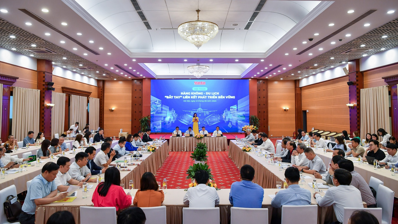 Quang cảnh hội thảo. Quang cảnh hội thảo.