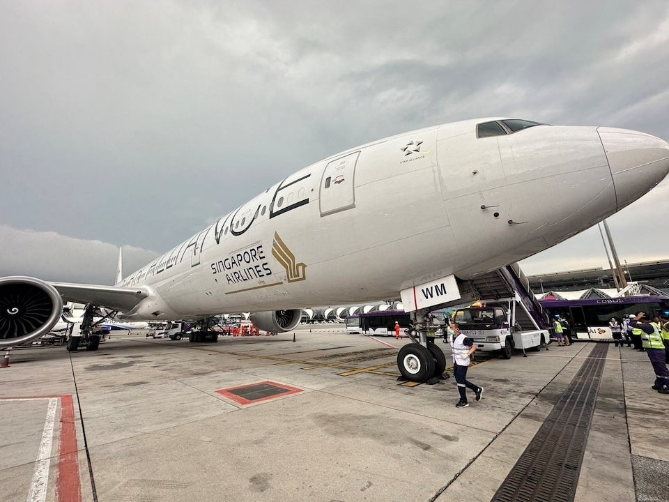 Sự việc diễn ra trên chuyến bay chuyến bay số hiệu SQ321 của Singapore Airlines di chuyển từ London (Heathrow) đến Singapore vào ngày 20/5. Ảnh: Reuters.
