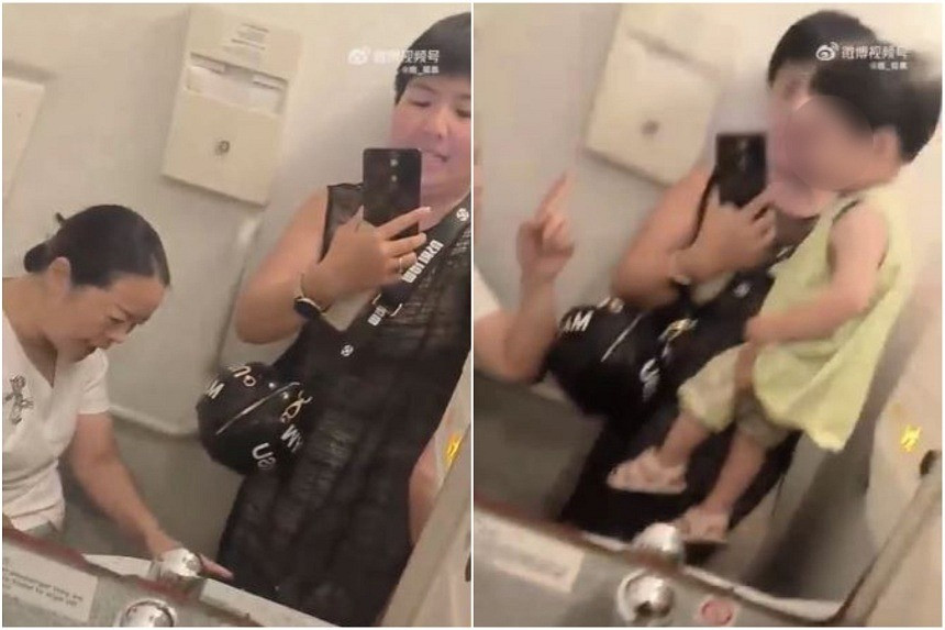 Hai hành khách đã đưa đứa trẻ bắt đầu khóc trong suốt chuyến bay vào nhà vệ sinh với sự đồng ý của bà ngoại. Ảnh: Ảnh chụp màn hình từ Weibo.