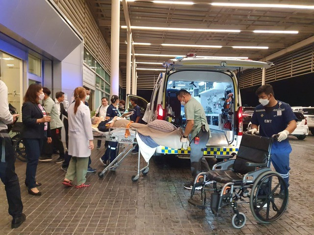 Các đơn vị y tế địa phương cho biết 71 người phải nhập viện sau sự cố, một số người phải phẫu thuật. ẢNH: EPA-EFE.