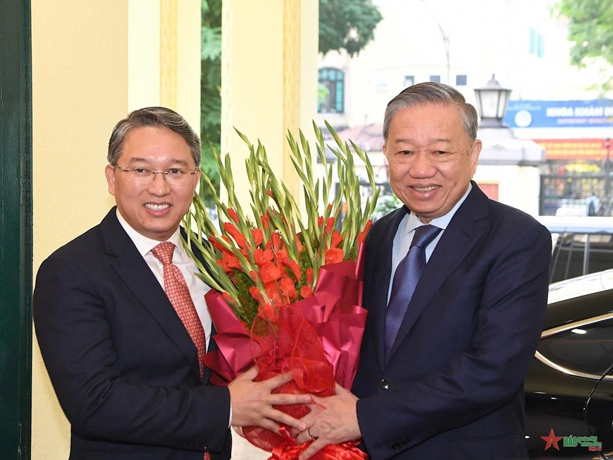 Tổng Bí thư Tô Lâm làm việc tại Bộ Tư pháp.