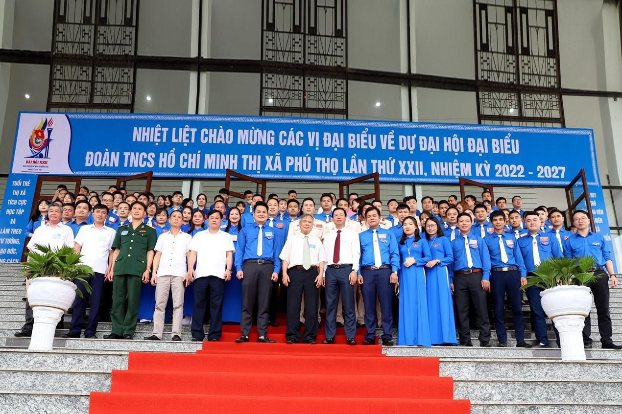 Các đại biểu về dự đại hội Các đại biểu về dự đại hội