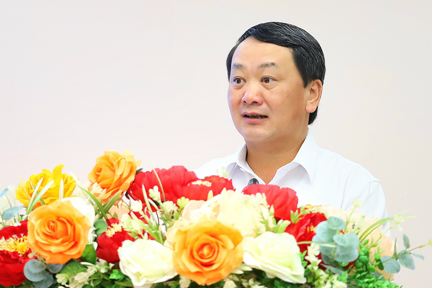 Ông Hầu A Lềnh - Bộ trưởng, Chủ nhiệm Uỷ ban Dân tộc phát biểu chỉ đạo hội nghị. Ông Hầu A Lềnh - Bộ trưởng, Chủ nhiệm Uỷ ban Dân tộc phát biểu chỉ đạo hội nghị.