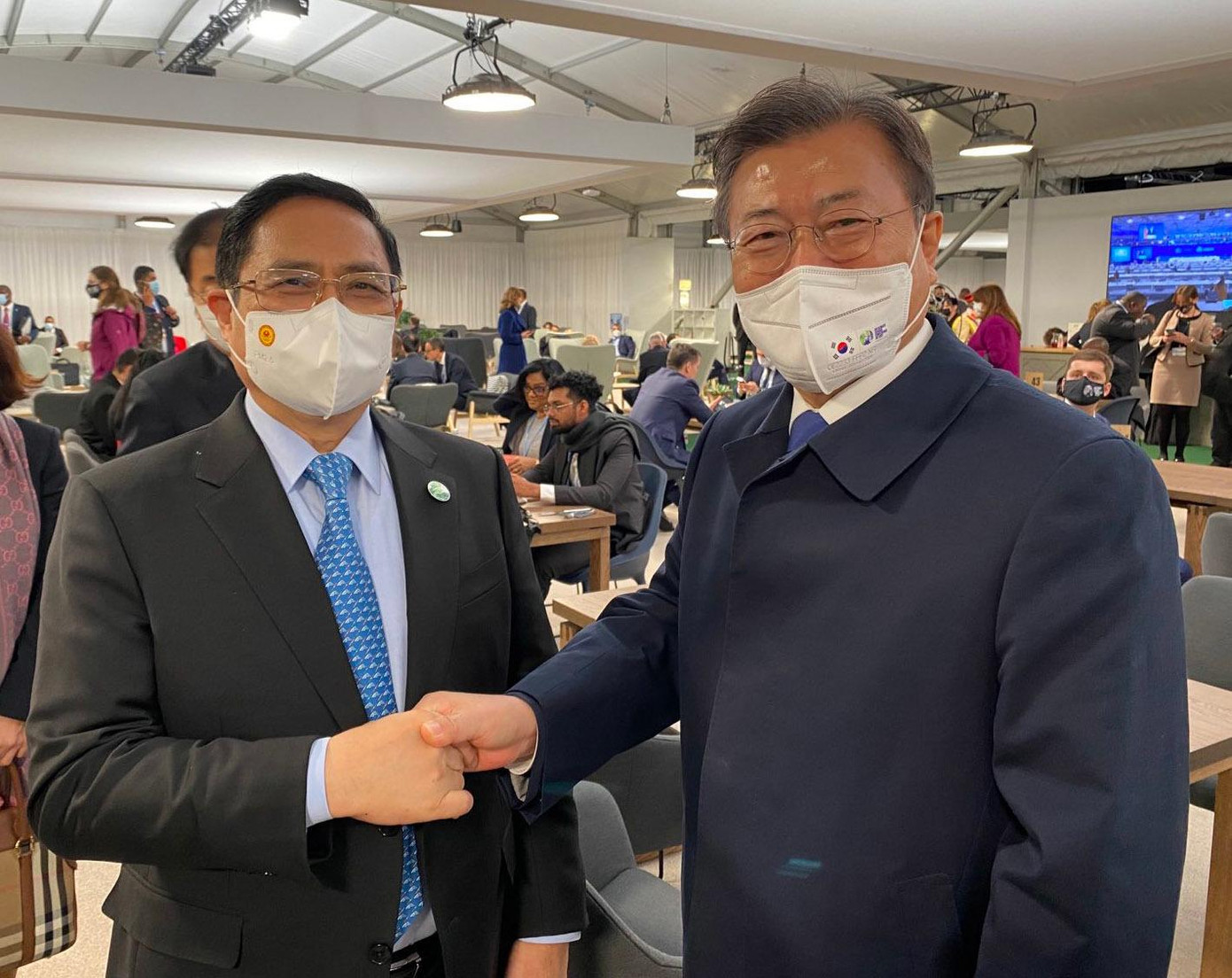 Thủ tướng Phạm Minh Chính gặp Tổng thống Hàn Quốc Moon Jae-in