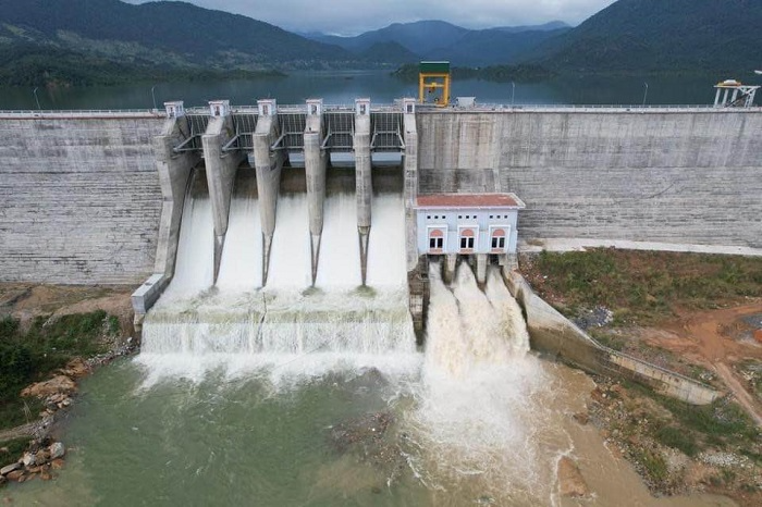 Khẩn trương triển khai các biện pháp phòng ngừa ngập úng, bảo đảm an toàn cho hệ thống công trình thủy lợi. Ảnh minh họa.