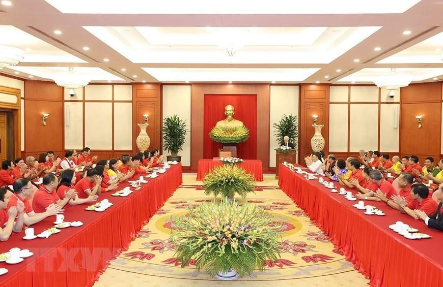 Quang cảnh buổi gặp mặt. (Ảnh: Trí Dũng/TTXVN) Quang cảnh buổi gặp mặt. (Ảnh: Trí Dũng/TTXVN)