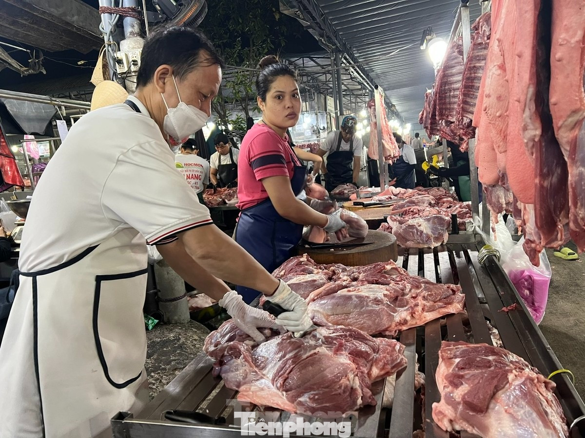 Dịp Tết, giá lợn hơi biến động nhẹ. Ảnh: Uyên Phương. Dịp Tết, giá lợn hơi biến động nhẹ. Ảnh: Uyên Phương.