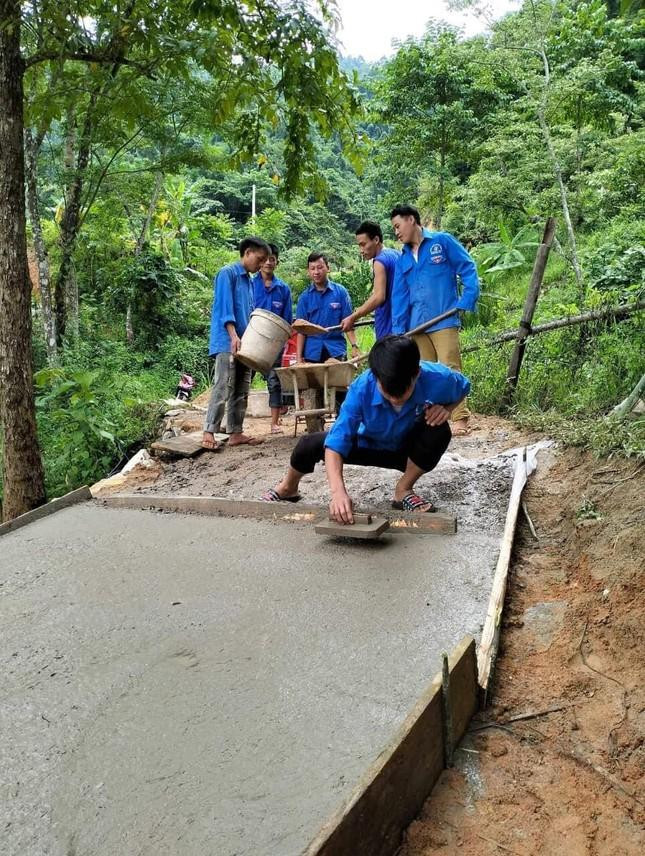 Các hoạt động tình nguyện đảm bảo an sinh xã hội trên toàn tỉnh Thanh Hóa được tổ chức thường xuyên, rộng khắp thu hút đông đảo đoàn viên, thanh niên tham gia. Ảnh : Hoàng Lam