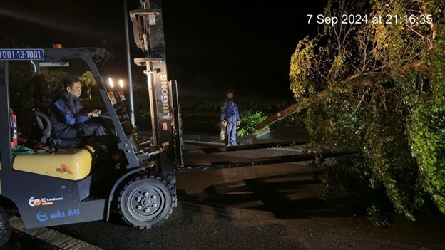 Công tác khắc phục sự cố tại Sân bay Vân Đồn được thực hiện khẩn trương ngay trong đêm ngày 7/9.