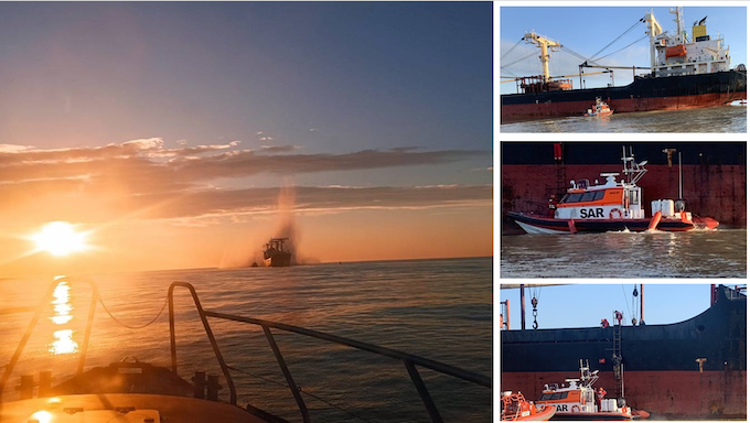 Tàu Vyssos của Hy Lạp trúng thuỷ lôi trên Biển Đen, được hỗ trợ bởi lực lượng Ukraine. Ảnh: DPSU/X