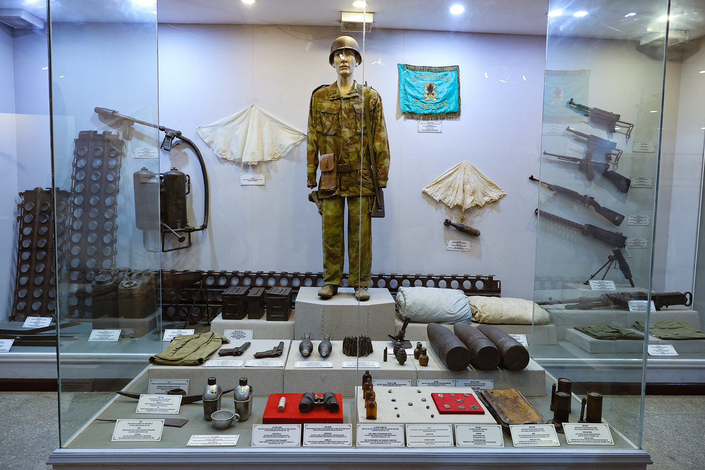 Tập đoàn cứ điểm Điện Biên Phủ là tập đoàn cứ điểm phòng ngự mạnh nhất của Pháp ở Đông Dương lúc bấy giờ, quân Pháp được trang bị những vũ khí tối tân nhất vào thời điểm đó. Ảnh: Lê Anh Dũng.