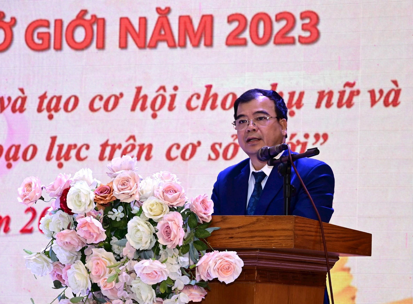 Ông Nguyễn Minh Hùng, Phó Chủ tịch UBND tỉnh, Trưởng Ban Vì sự tiến bộ của phụ nữ tỉnh Hải Dương phát động Tháng hành động vì bình đẳng giới năm 2023