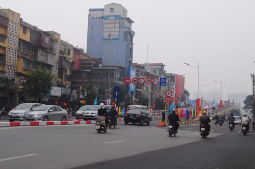 Cầu vượt Lê Văn Lương - Láng nhằm giải tỏa ùn tắc tại nút giao thông Lê Văn Lương – Láng