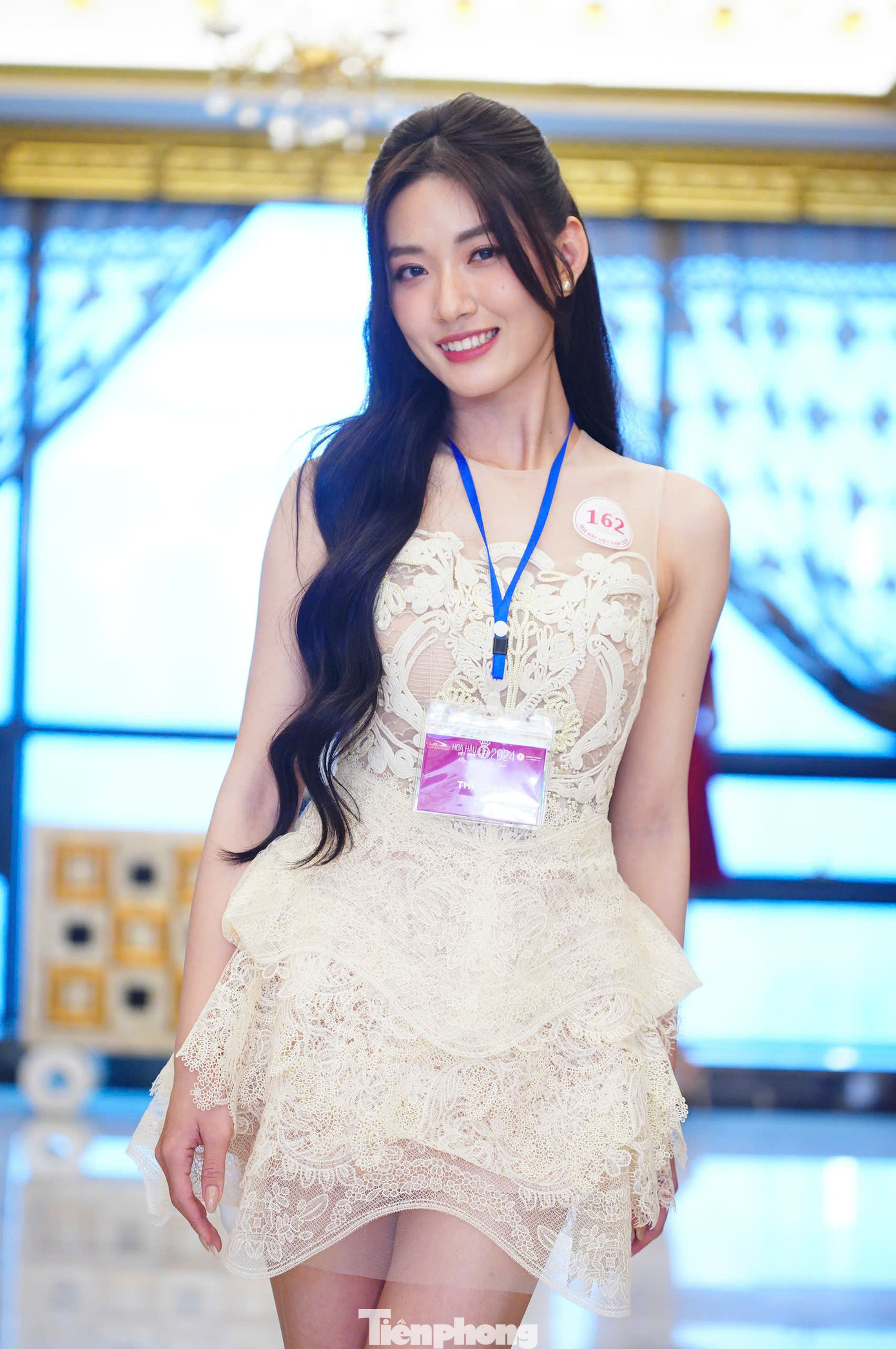 Hà Phương (trái) và Tú Anh đều ăn kiêng bằng phương pháp eat clean. Ảnh: Duy Phạm. Hà Phương (trái) và Tú Anh đều ăn kiêng bằng phương pháp eat clean. Ảnh: Duy Phạm.