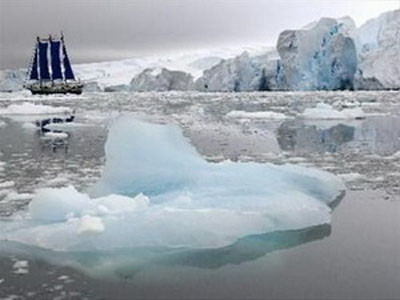 Băng ở Nam Cực tan chảy. (Ảnh: Internet). Băng ở Nam Cực tan chảy. (Ảnh: Internet)