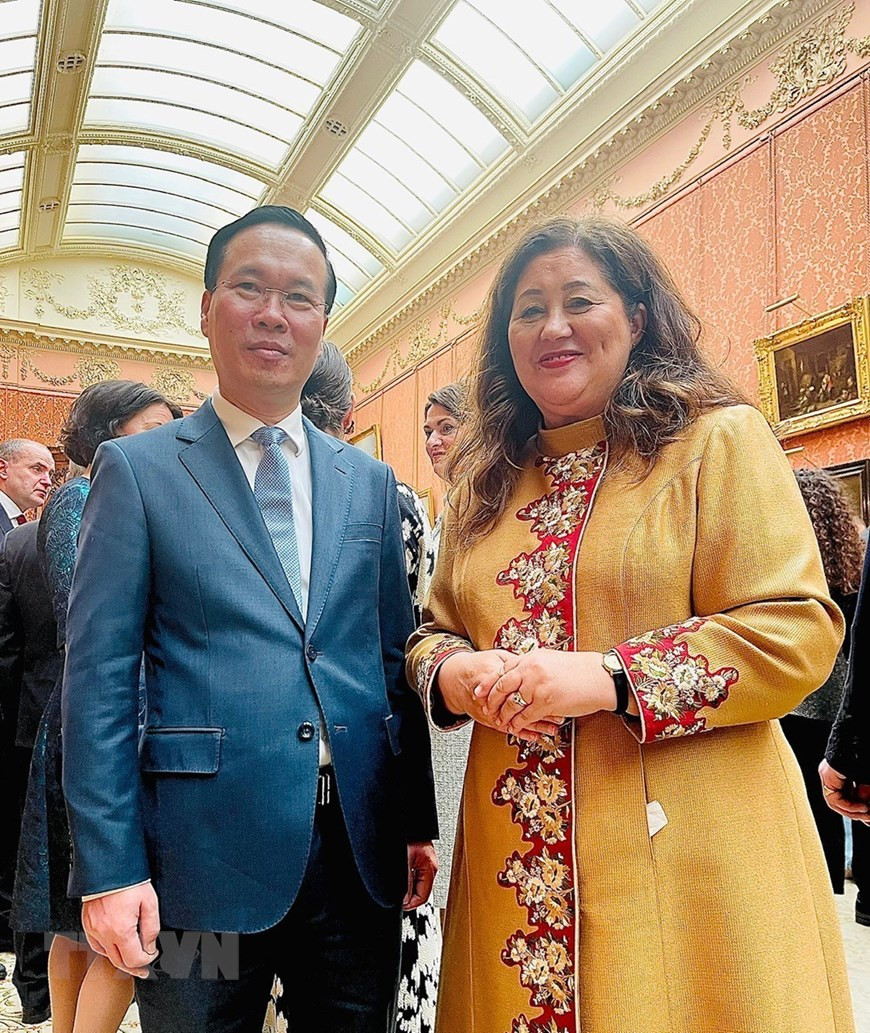 Chủ tịch nước Võ Văn Thưởng gặp Toàn quyền New Zealand Dame Cindy Kiro . (Ảnh: TTXVN)