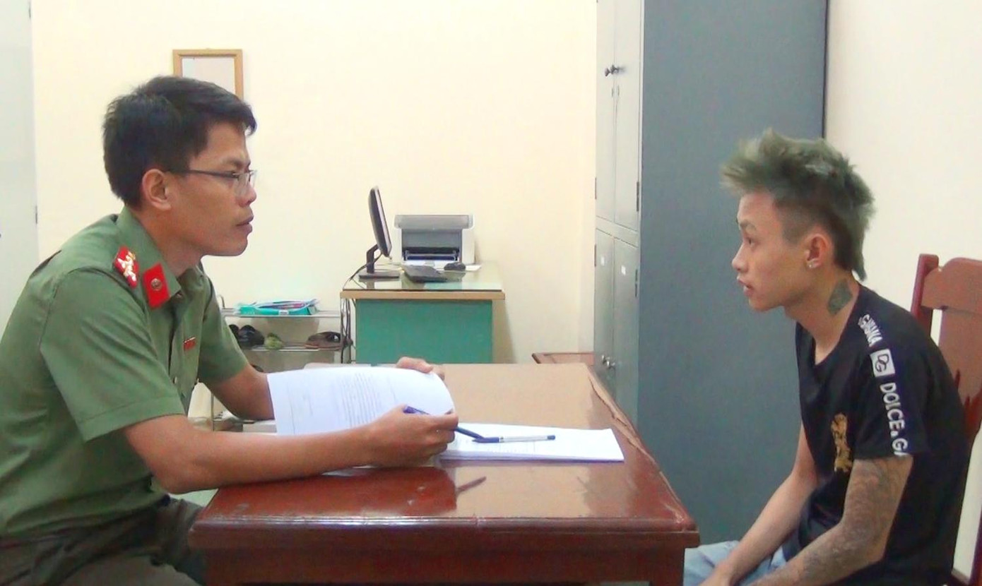 Trần Ngọc Chung tại cơ quan công an Trần Ngọc Chung tại cơ quan công an