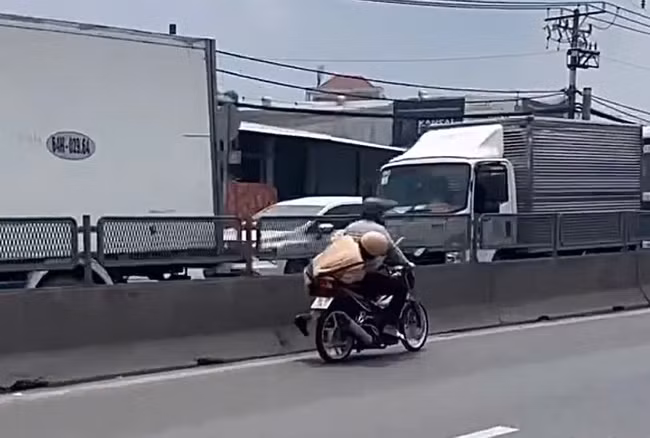 Hình ảnh ghi lại vụ việc.