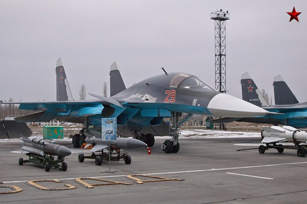 Su-34 được thiết kế để thực hiện các nhiệm vụ tấn công nhằm vào các mục tiêu trên không, mặt đất và trên biển (bao gồm cả các mục tiêu nhỏ và di động). Su-34 được thiết kế để thực hiện các nhiệm vụ tấn công nhằm vào các mục tiêu trên không, mặt đất và trên biển (bao gồm cả các mục tiêu nhỏ và di động).