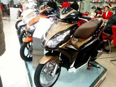 Air Blade 125 cũng đang có biểu hiện xuống giá. Ảnh: N.Đ