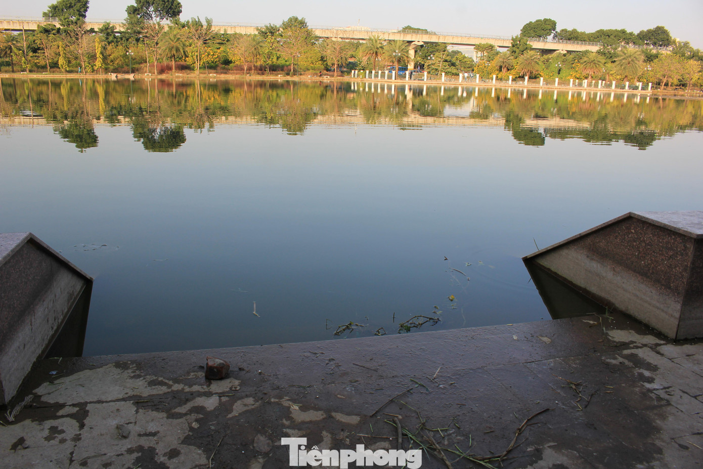 Được biết, dự án rộng hơn 15ha do Công ty cổ phần bất động sản Hồng Ngân làm chủ đầu tư theo hình thức hợp đồng BT (xây dựng - chuyển giao). Dự án chính thức khởi công vào tháng 1/2016, dự kiến bàn giao vào năm 2017 nhưng phải đến cuối năm 2018 dự án mới hoàn thành.