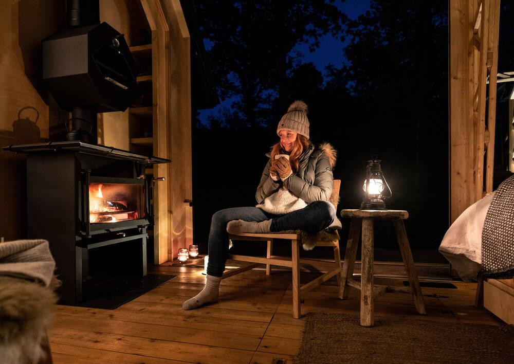 Hệ thống sưởi trung tâm cũng được trang bị để đảm bảo ngôi nhà luôn ấm áp trong nhiều điều kiện thời tiết.