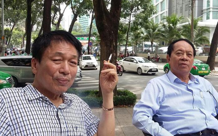 Nhà thơ Thái Thăng Long và cố nhạc sĩ Phú Quang là hai người bạn thân lâu năm. Nhà thơ Thái Thăng Long và cố nhạc sĩ Phú Quang là hai người bạn thân lâu năm.