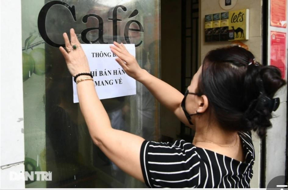 Các nhà hàng, cơ sở kinh doanh dịch vụ ăn uống, giải khát chỉ được phép bán hàng mang về, đóng cửa trước 21h hàng ngày khi dịch bệnh trên địa bàn được xác định ở cấp độ 3 (Ảnh minh họa: Mạnh Quân). Các nhà hàng, cơ sở kinh doanh dịch vụ ăn uống, giải khát chỉ được phép bán hàng mang về, đóng cửa trước 21h hàng ngày khi dịch bệnh trên địa bàn được xác định ở cấp độ 3 (Ảnh minh họa: Mạnh Quân).