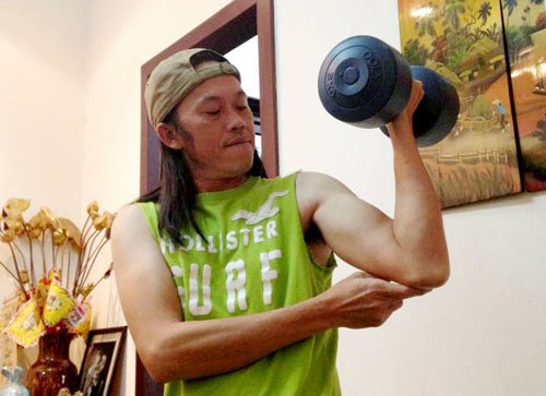 Nghịch ngợm trên đường phố và cả ở nhà.