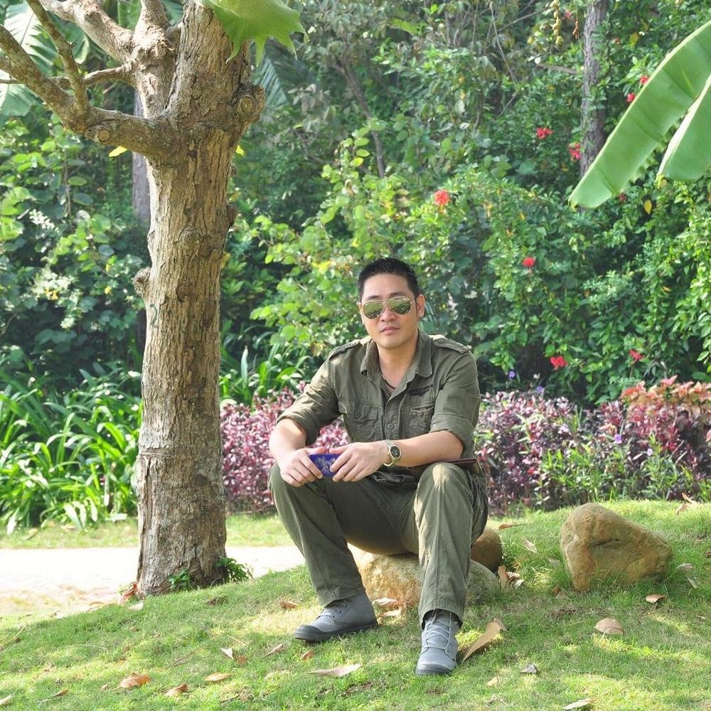 Vẻ ngoài trẻ trung của "ông Tấn".