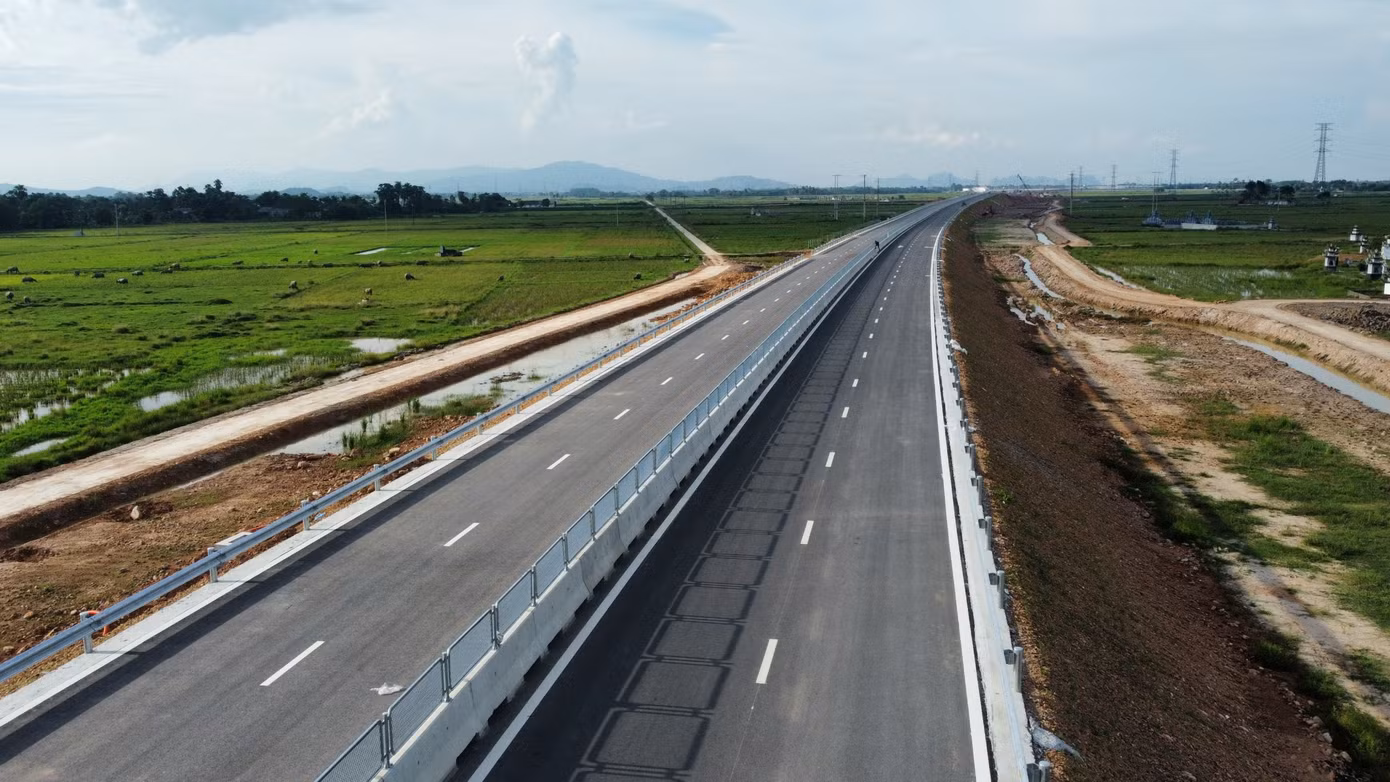 Dịp 2/9, các phương tiện sẽ được lưu thông trên tuyến Quốc lộ 45- Nghi Sơn Dịp 2/9, các phương tiện sẽ được lưu thông trên tuyến Quốc lộ 45- Nghi Sơn