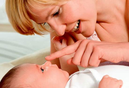 cho tre uong cam thao