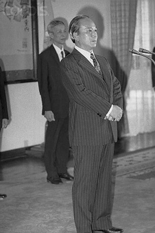 Nguyễn Văn Thiệu. Nguyễn Văn Thiệu