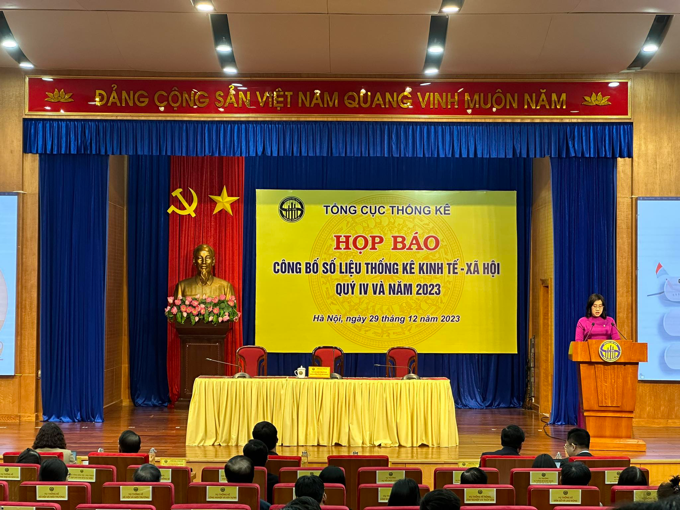 Họp báo công bố số liệu thống kê kinh tế - xã hội quý IV và năm 2023.