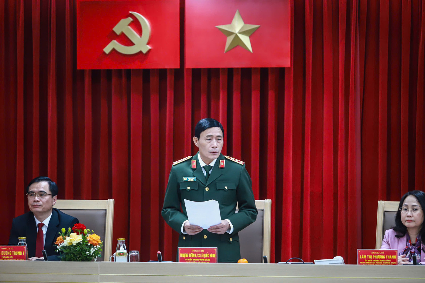 Thứ trưởng Lê Quốc Hùng phát biểu tại buổi Họp báo.