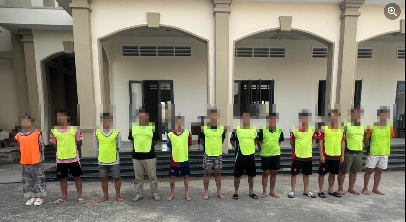 Các đối tượng trong đường dây lừa đảo. Các đối tượng trong đường dây lừa đảo.