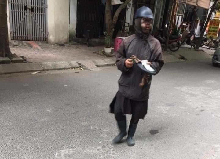 Nhiều người dân Hải Phòng thất thần kể lại phút đối mặt với người ăn xin mặt đen ảnh 1