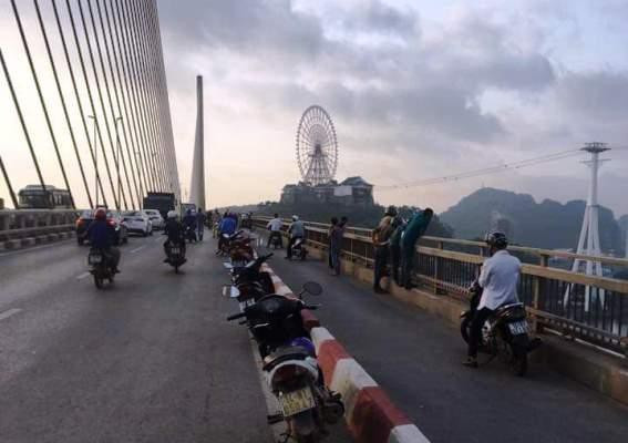 Để lại thư tuyệt mệnh, cô gái trẻ nhảy cầu Bãi Cháy quyên sinh ảnh 1