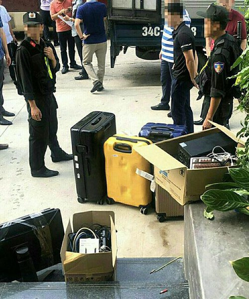 Bộ Công an đột kích 'sào huyệt' nhóm tội phạm công nghệ cao tại Quảng Ninh ảnh 2