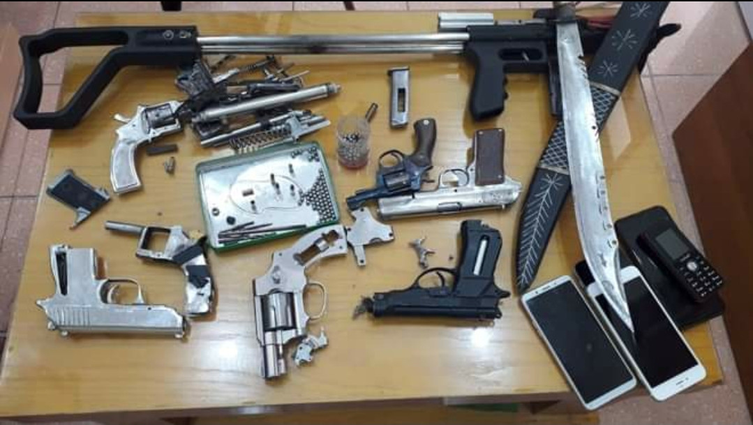 Con nghiện mua loạt súng hỏng về tự sửa bán kiếm lời ảnh 1