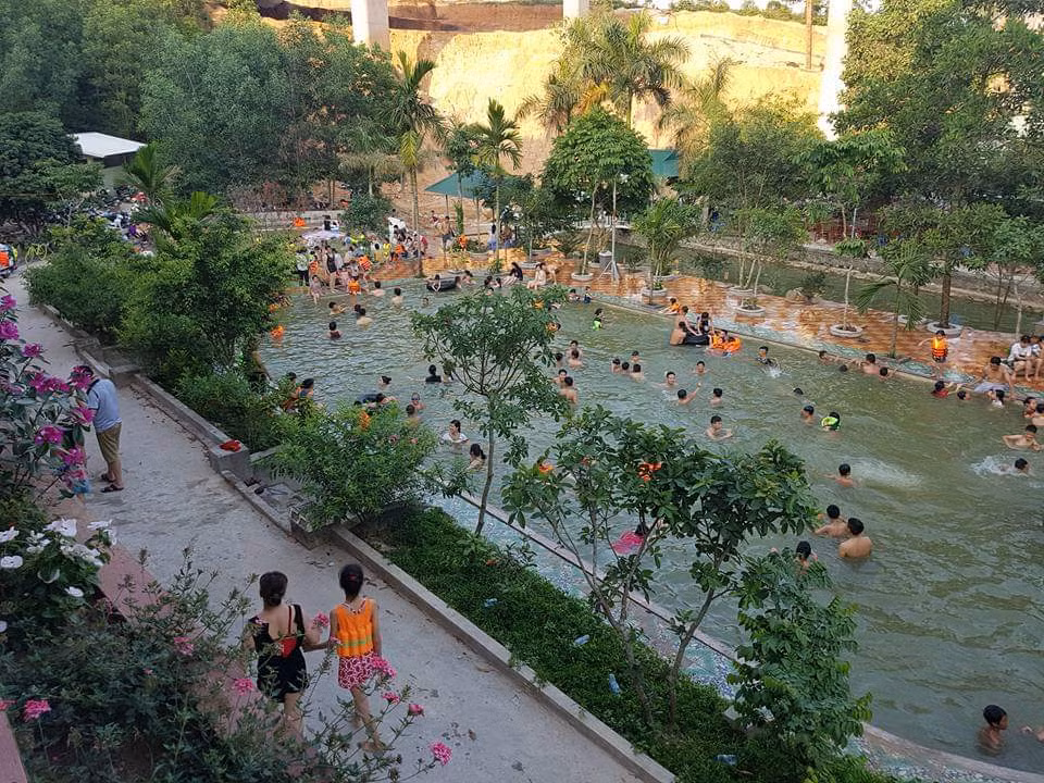 Ngăn suối, dựng nhà làm khu du lịch trái phép ảnh 2
