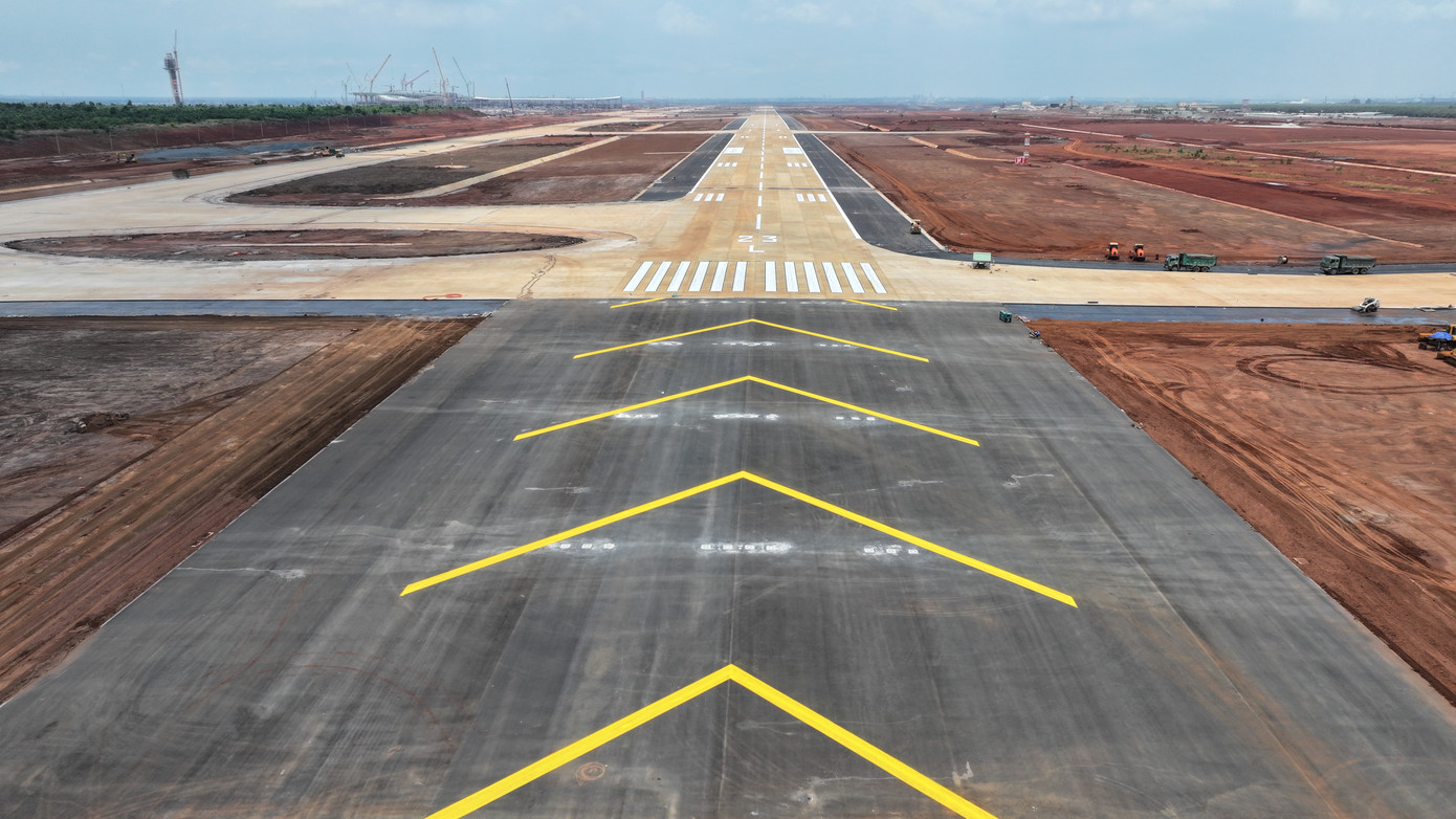Đường cất hạ cánh Cảng HKQT Long Thành đã hoàn thiện.
