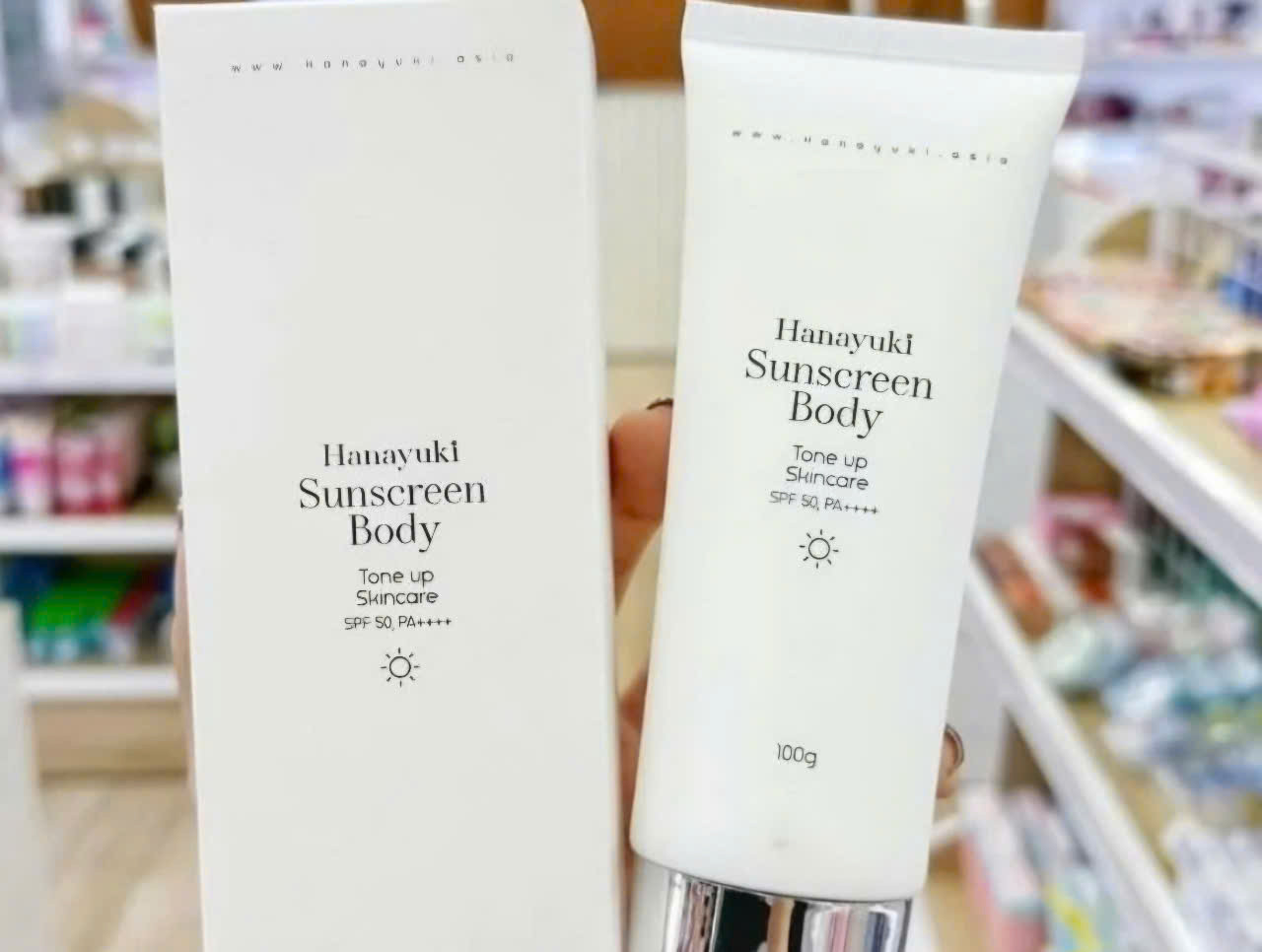 Mỹ phẩm kém chất lượng do công ty Công ty TNHH-DV VB GROUP phân phối bị thu hồi Mỹ phẩm kém chất lượng do công ty Công ty TNHH-DV VB GROUP phân phối bị thu hồi