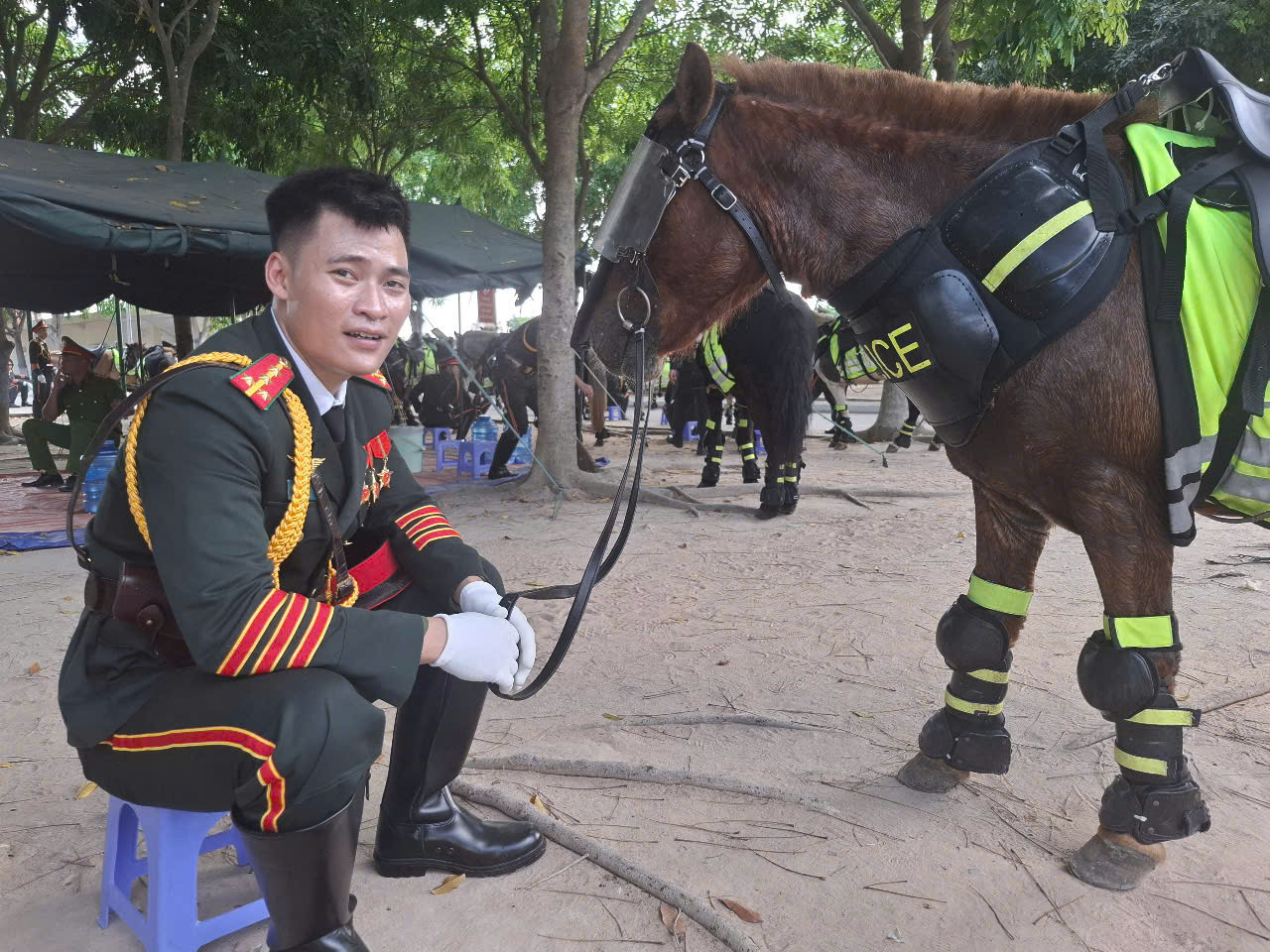 Phút nghỉ ngơi sau buổi hợp luyện Phút nghỉ ngơi sau buổi hợp luyện