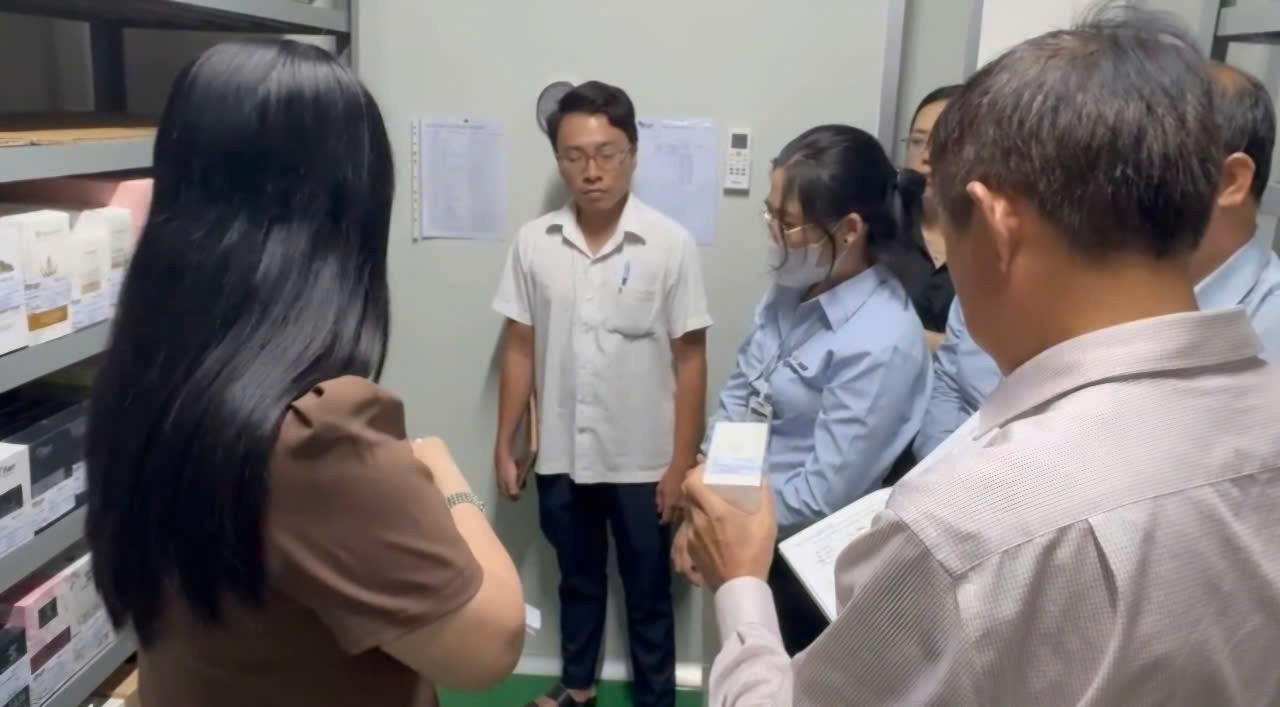 Đoàn kiểm tra của Sở Y tế Đồng Nai kiểm tra tại Công ty CP Nhà máy y tế EBC Đồng Nai Đoàn kiểm tra của Sở Y tế Đồng Nai kiểm tra tại Công ty CP Nhà máy y tế EBC Đồng Nai