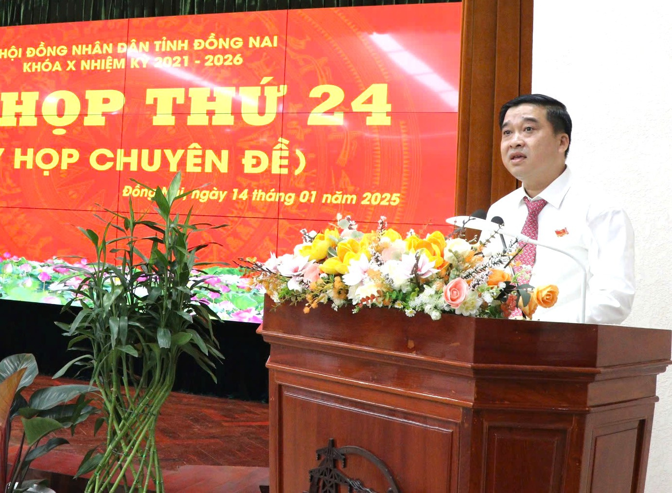 Ông Hồ Văn Hà phát biểu nhận nhiệm vụ