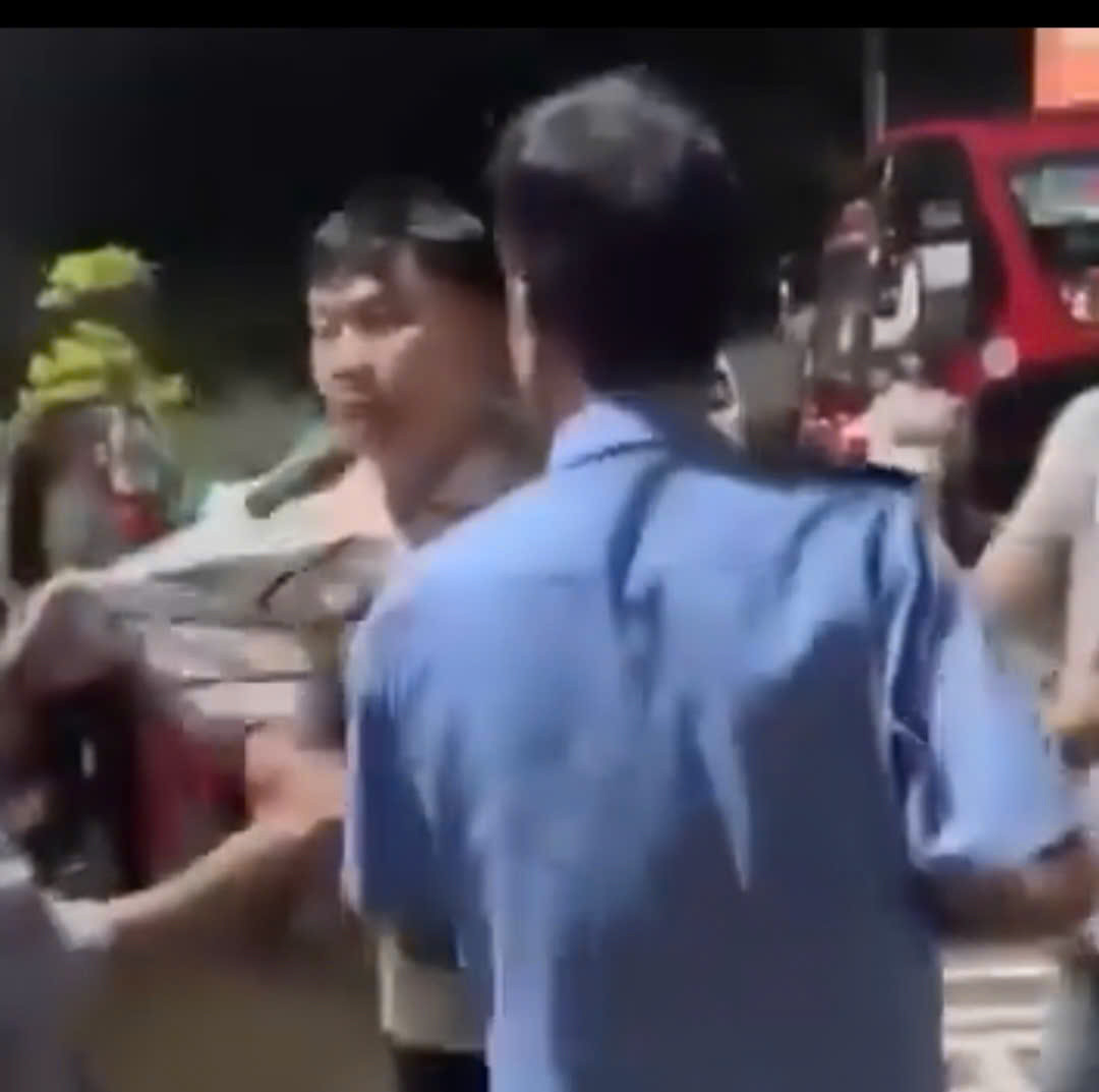 Ẩu đả giữa bảo vệ bến xe với hành khách